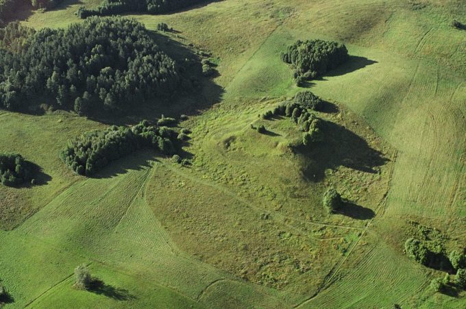 Papiliai Mound