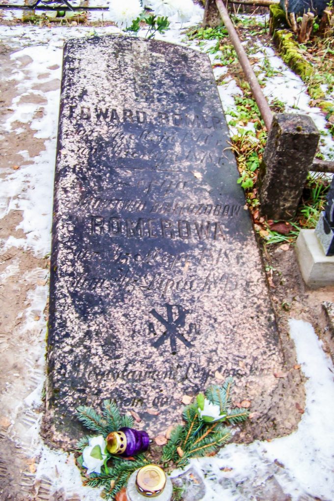Dailininko E. J. Römerio (1806-1878) kapas Obelių kapinėse