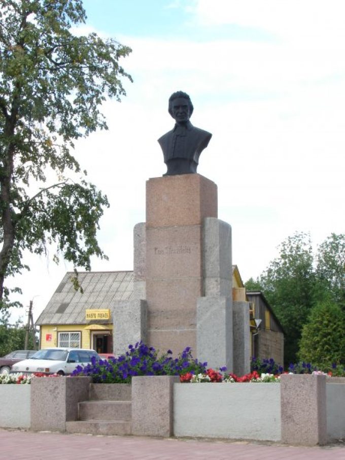 Poet A. Strazdas monument in Kamajai
